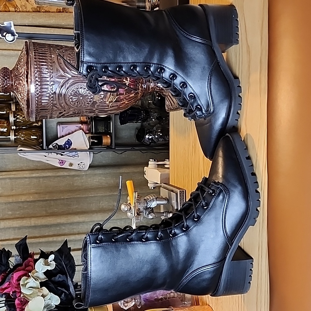 Foxblood Essex Women's Boots - Picture 4 of 6